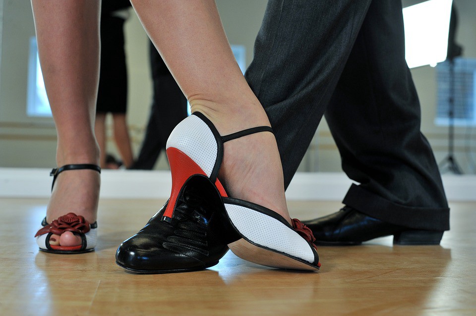Как правильно выбрать обувь для танцев